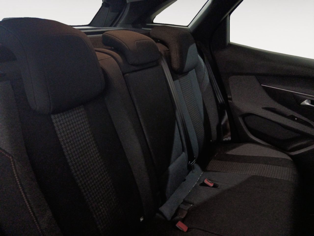 Peugeot 3008 BlueHDi 130 Active Pack - foto 9