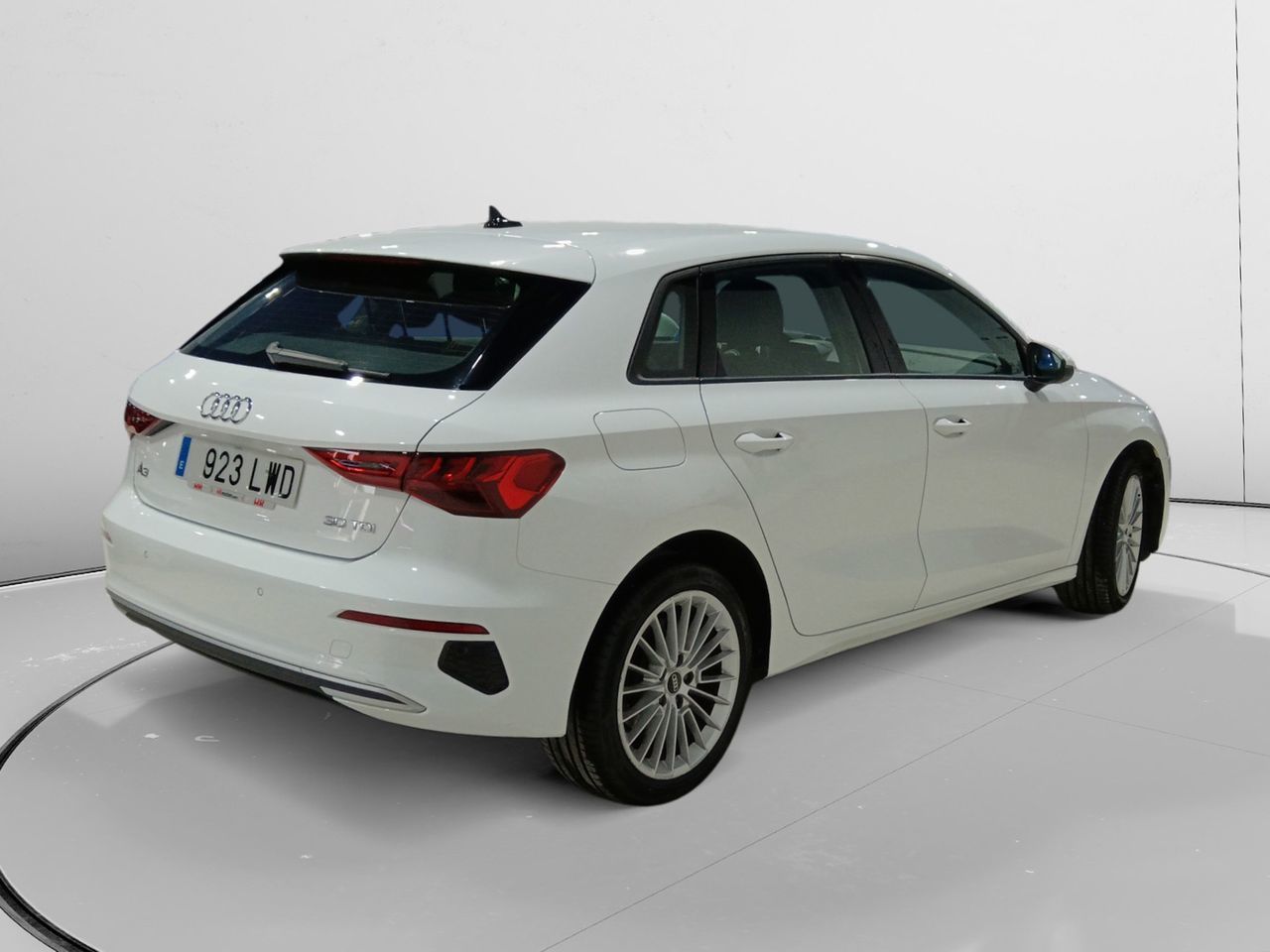 Audi A3 Advanced 30 TDI - foto 2