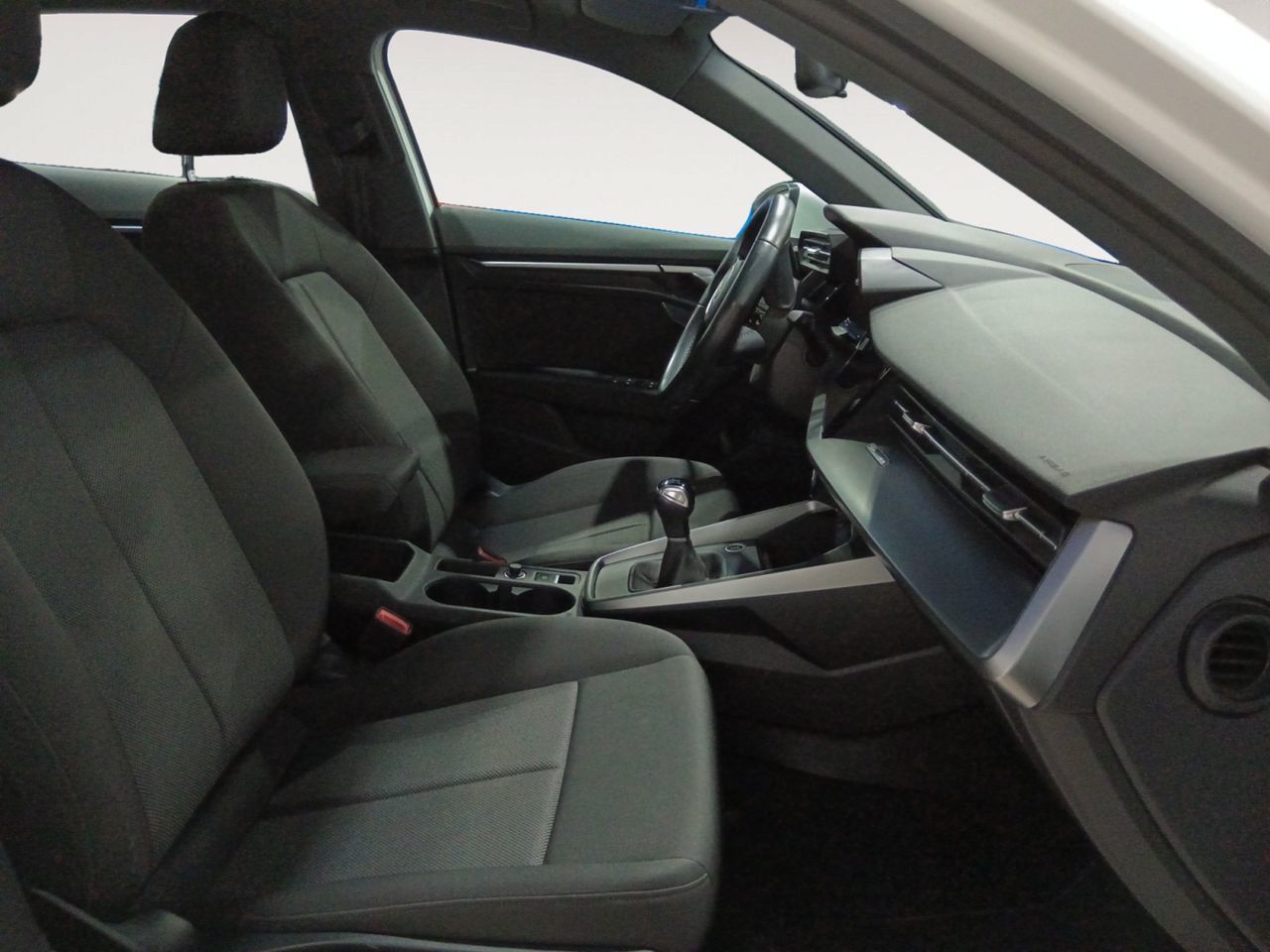 Audi A3 Advanced 30 TDI - foto 11