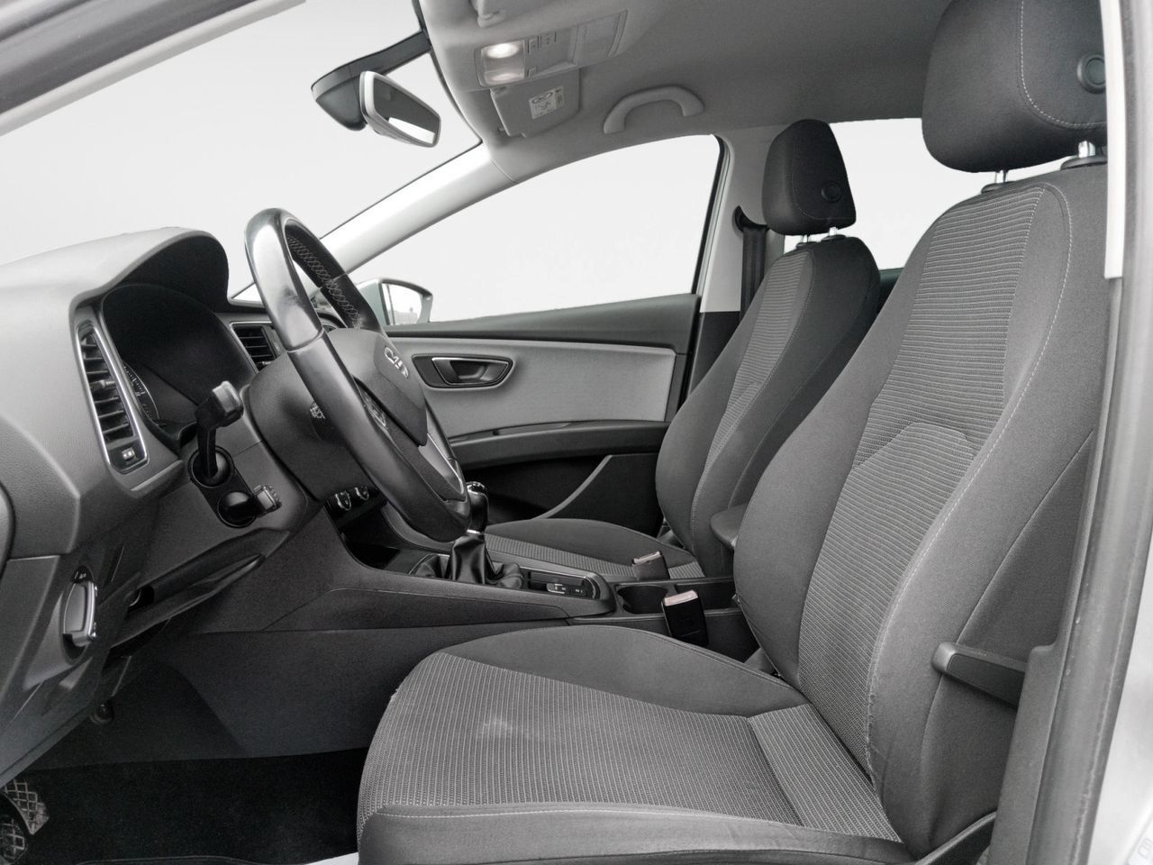 SEAT León 2.0 TDI Style Advanced Nav - foto 9