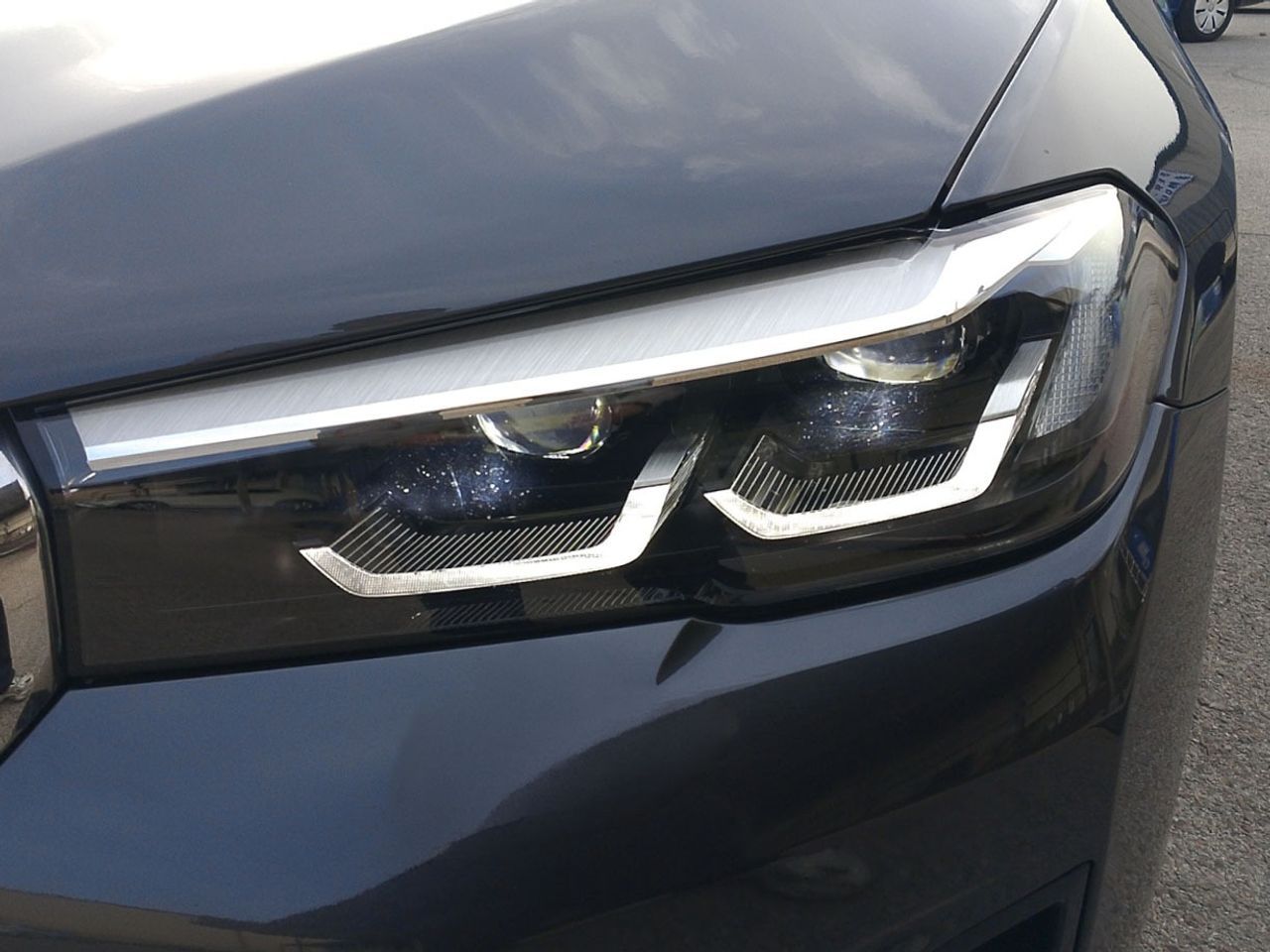 BMW Serie 5 520e - foto 22