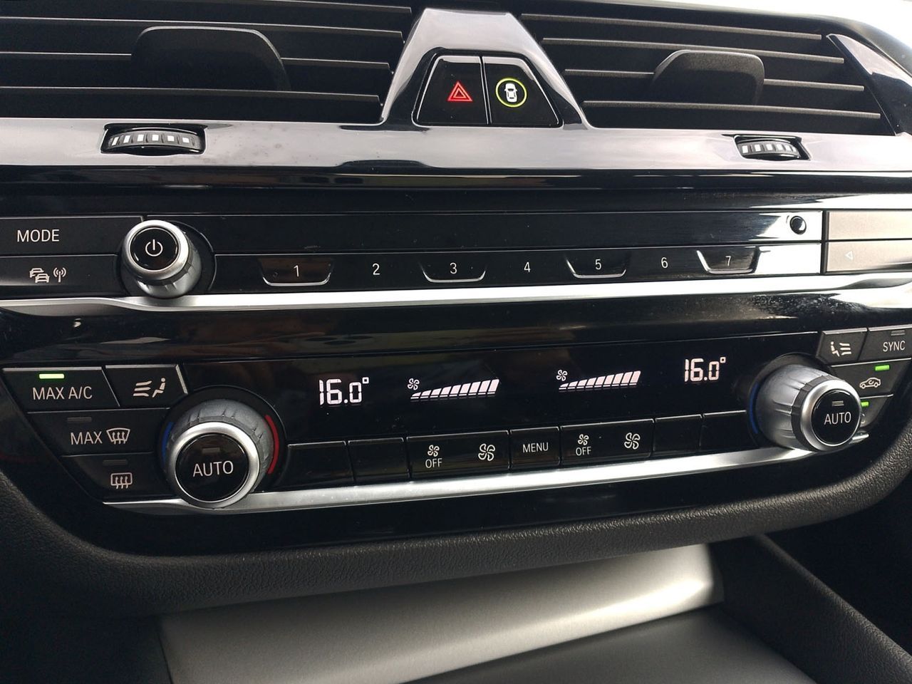 BMW Serie 5 520e - foto 19