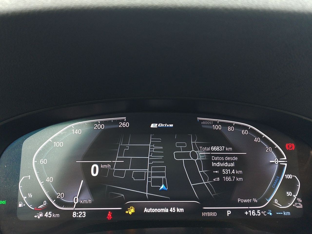 BMW Serie 5 520e - foto 13
