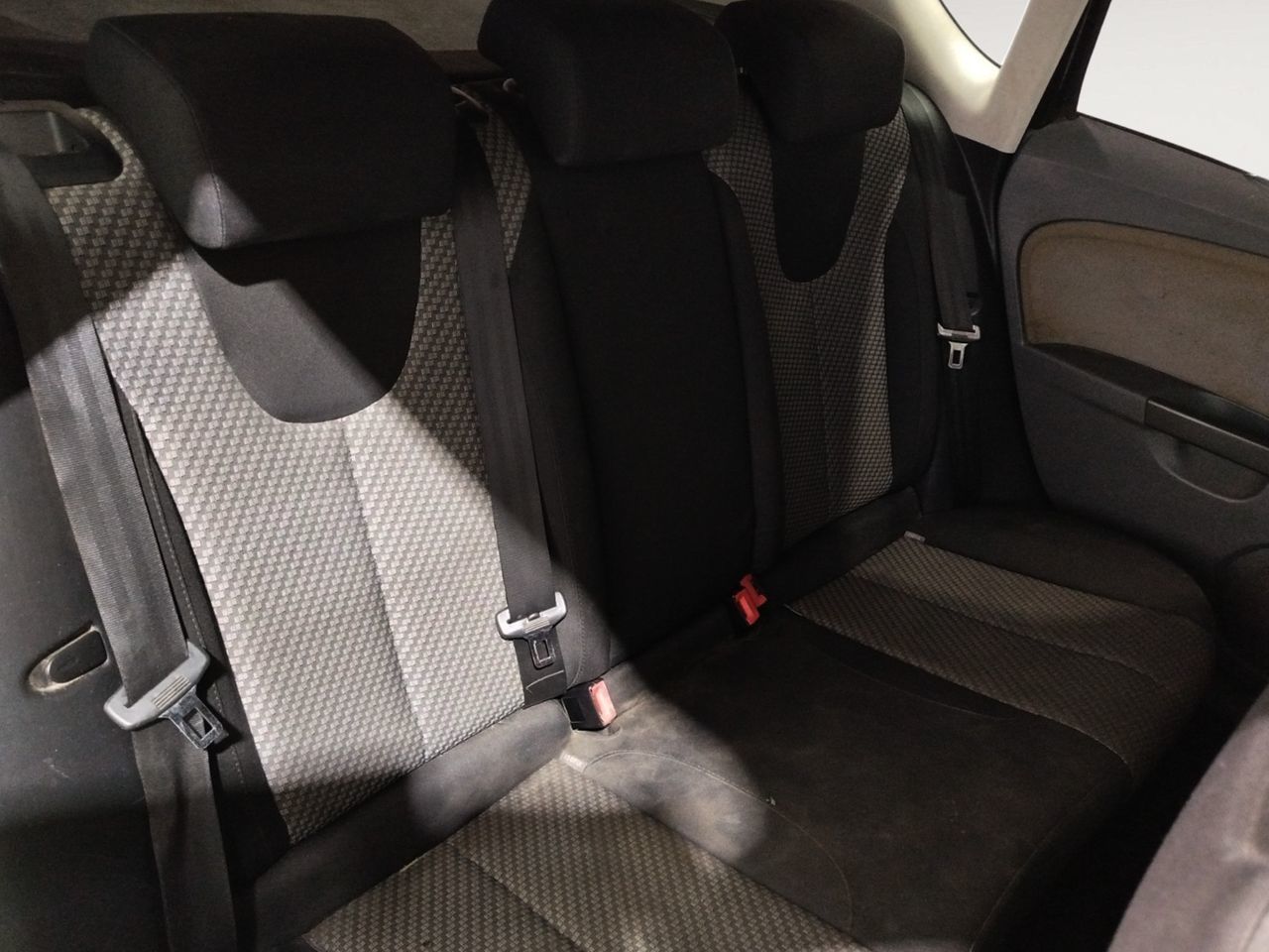 SEAT León 1.6 Reference - foto 9