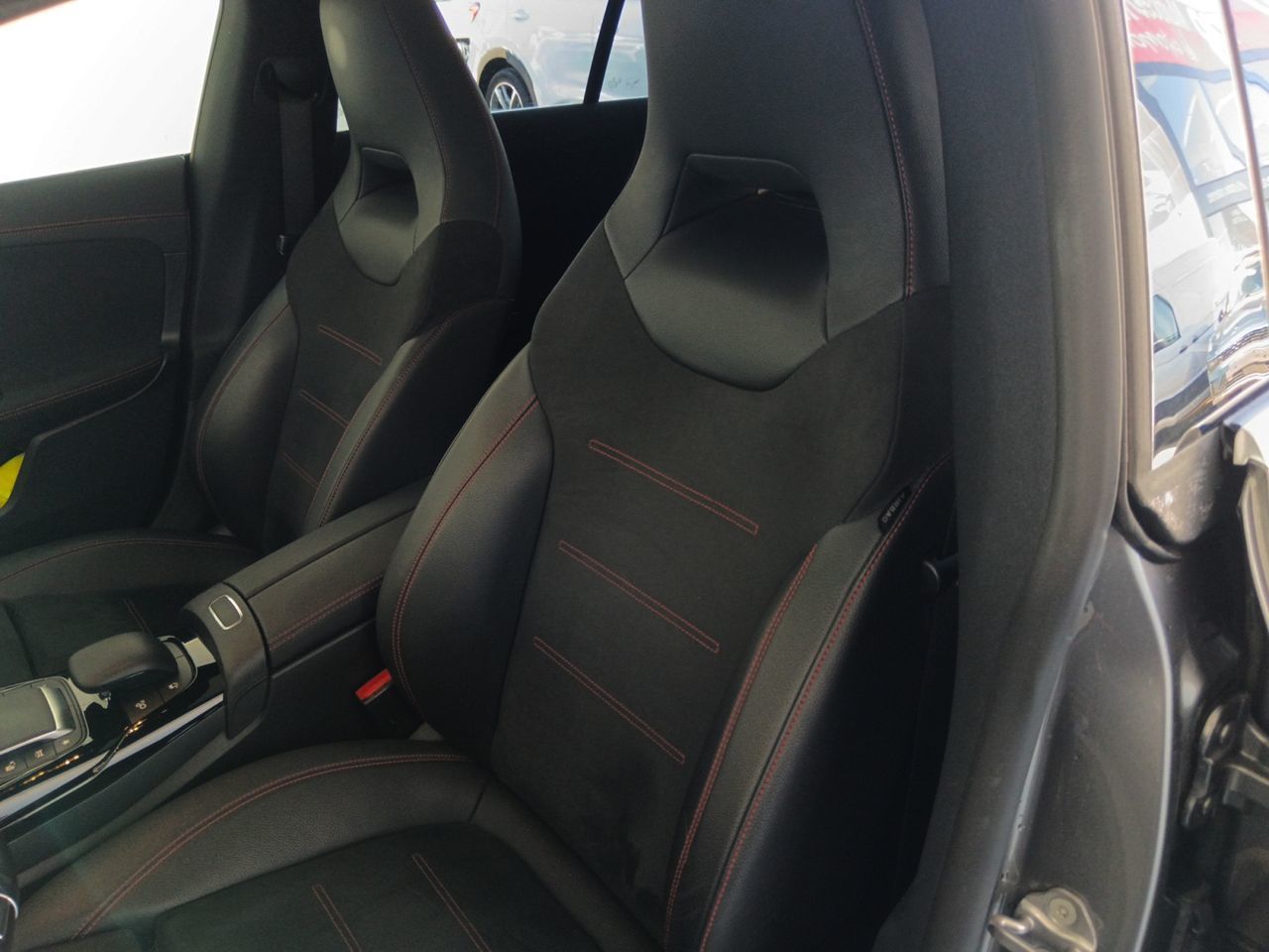 Mercedes-Benz CLA 35 AMG Shooting Brake 4Matic+ - foto 26