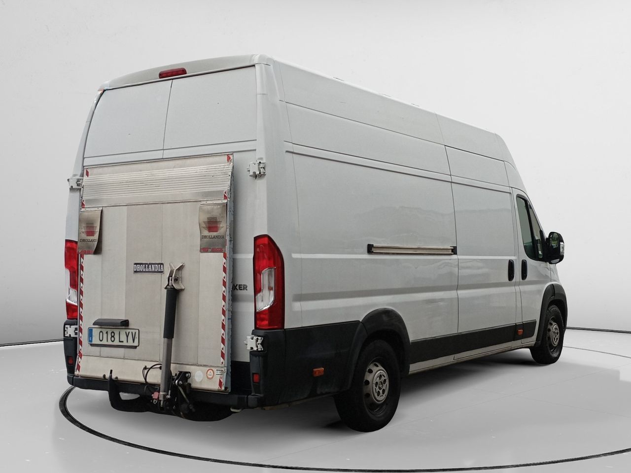 Peugeot Boxer Furgon BlueHDi 140 435 L4H3 - foto 2