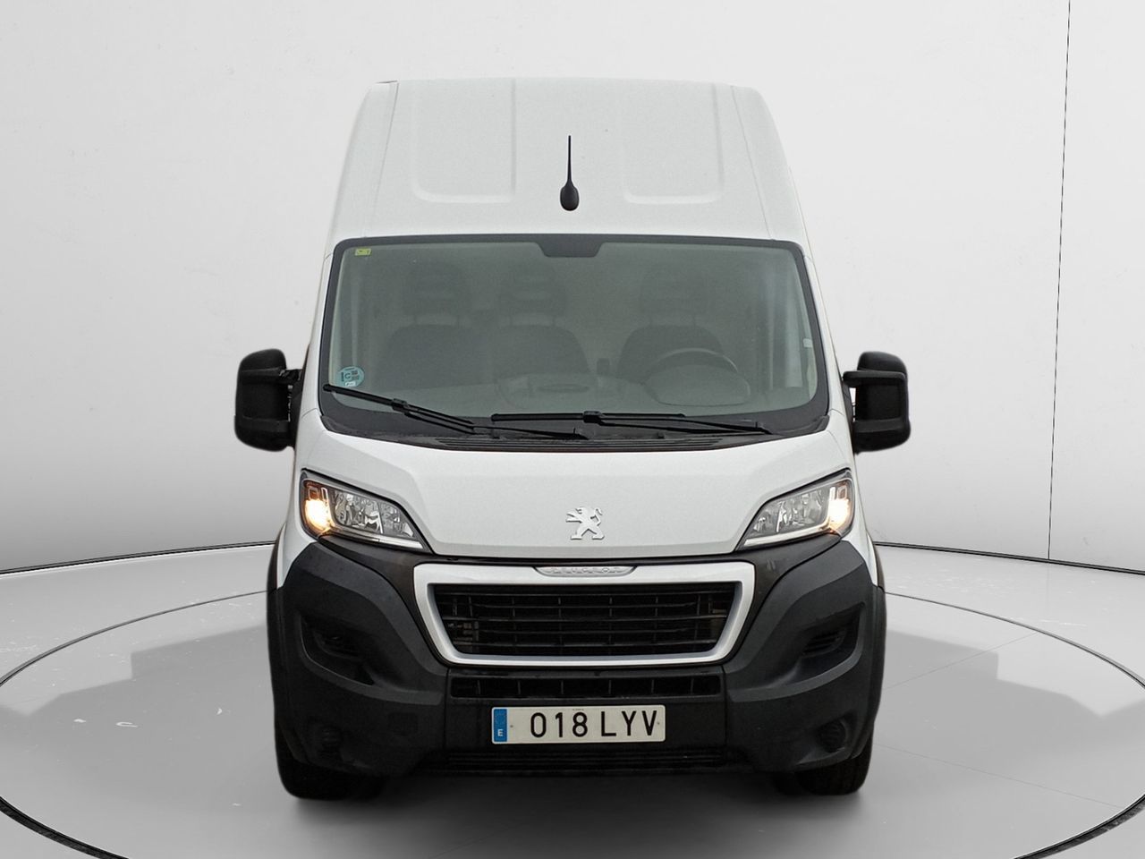 Peugeot Boxer Furgon BlueHDi 140 435 L4H3 - foto 5