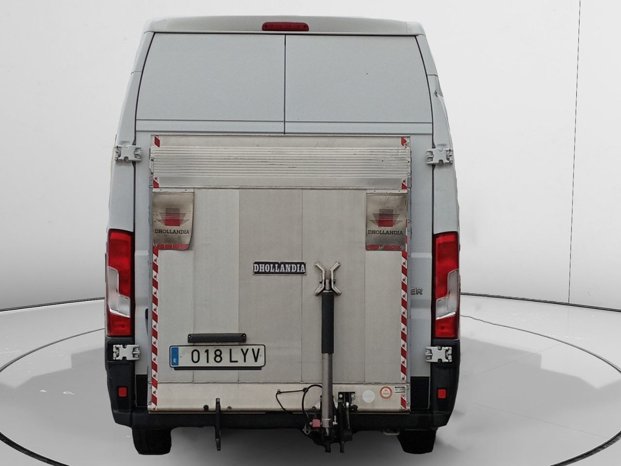 Peugeot Boxer Furgon BlueHDi 140 435 L4H3 - foto 3