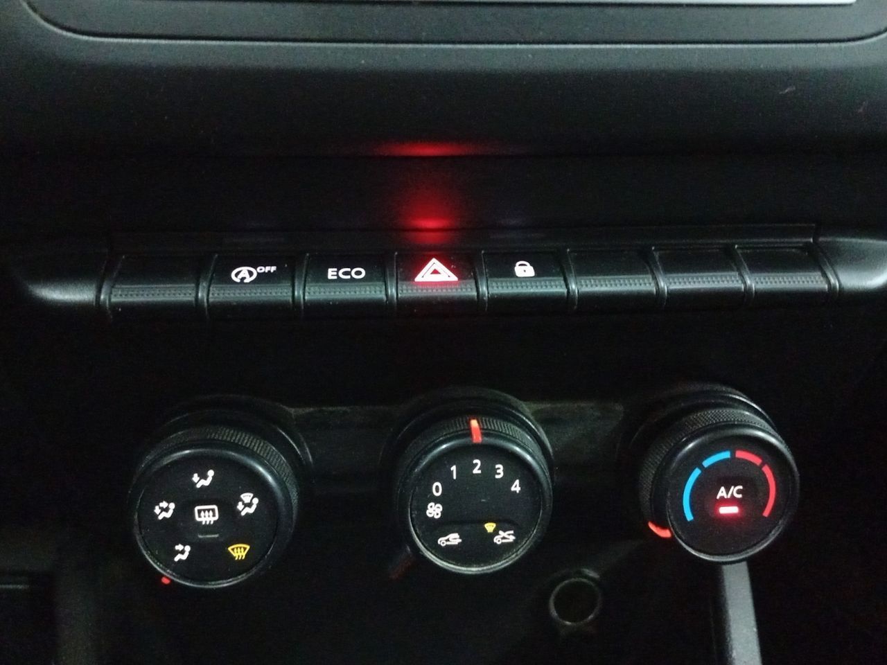 Dacia Duster Essential TCe ECO-G 4x2 - foto 16