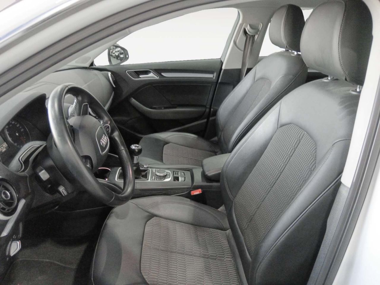 Audi A3 Advanced 1.6 TDI clean diesel - foto 11