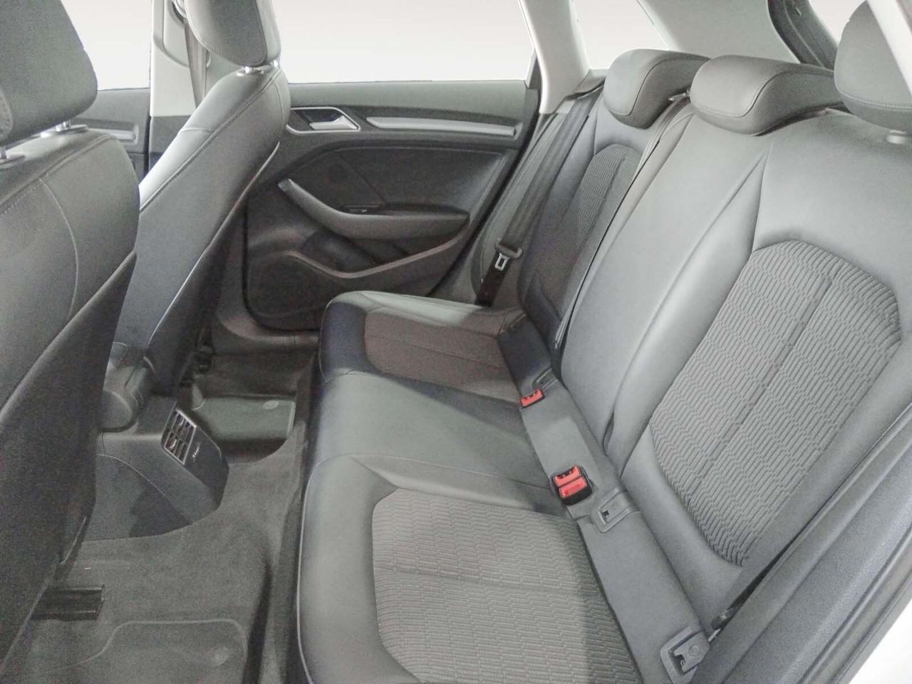 Audi A3 Advanced 1.6 TDI clean diesel - foto 12