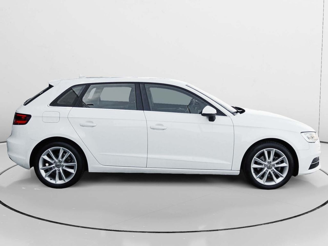 Audi A3 Advanced 1.6 TDI clean diesel - foto 2