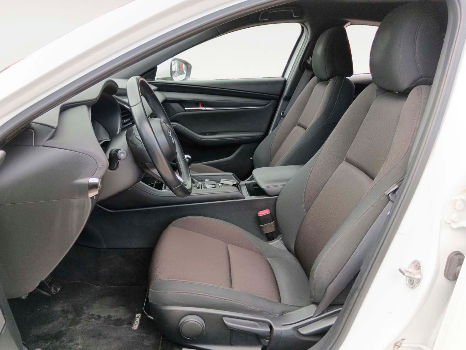 Mazda Mazda3 2.0 Skyactiv-G Evolution - foto 11