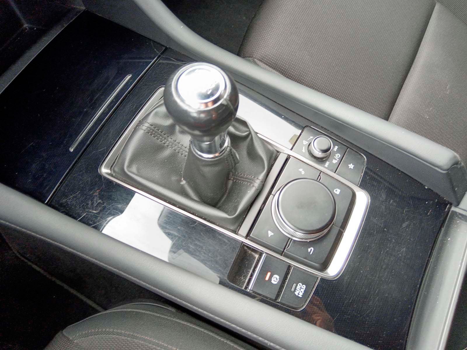 Mazda Mazda3 2.0 Skyactiv-G Evolution - foto 15