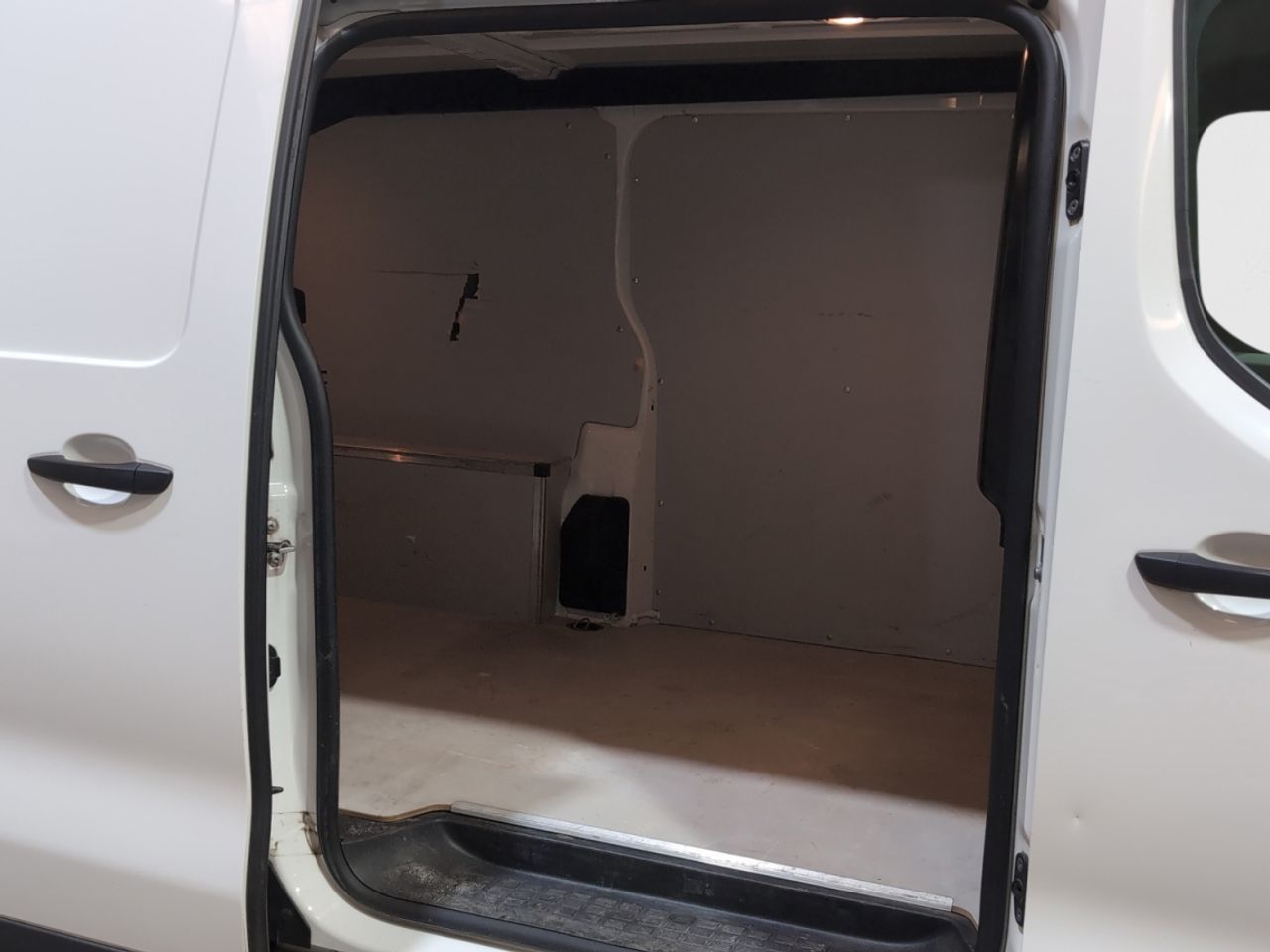 Opel Vivaro Furgon 1.5 Diesel S Standart Express - foto 11