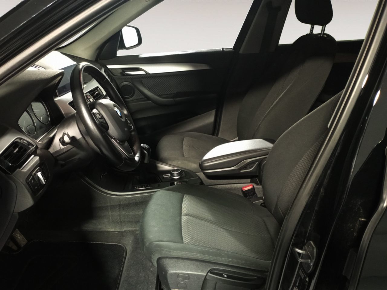 BMW X1 sDrive18i - foto 9