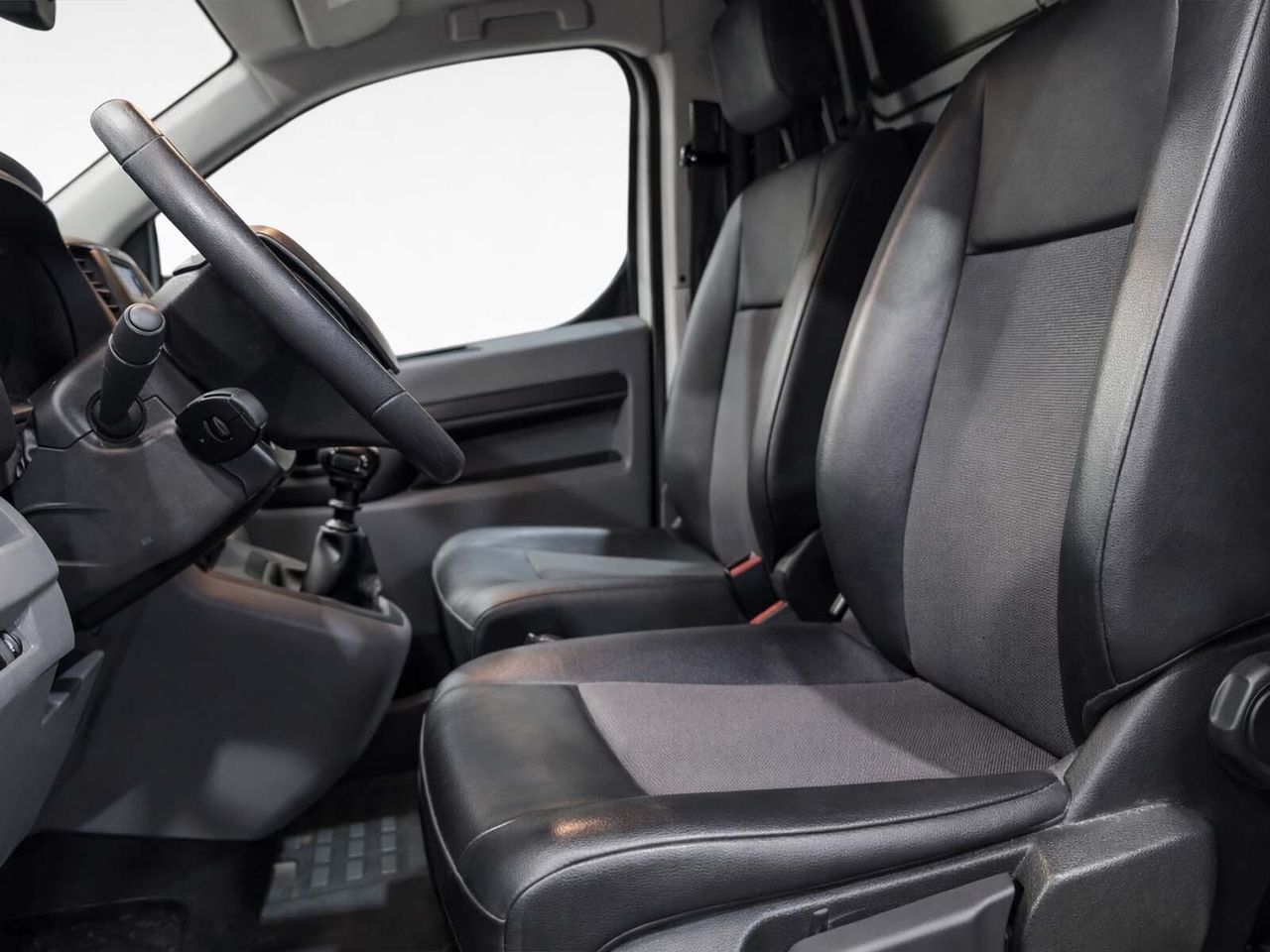 Opel Vivaro Furgon BlueHDi 120 - foto 9