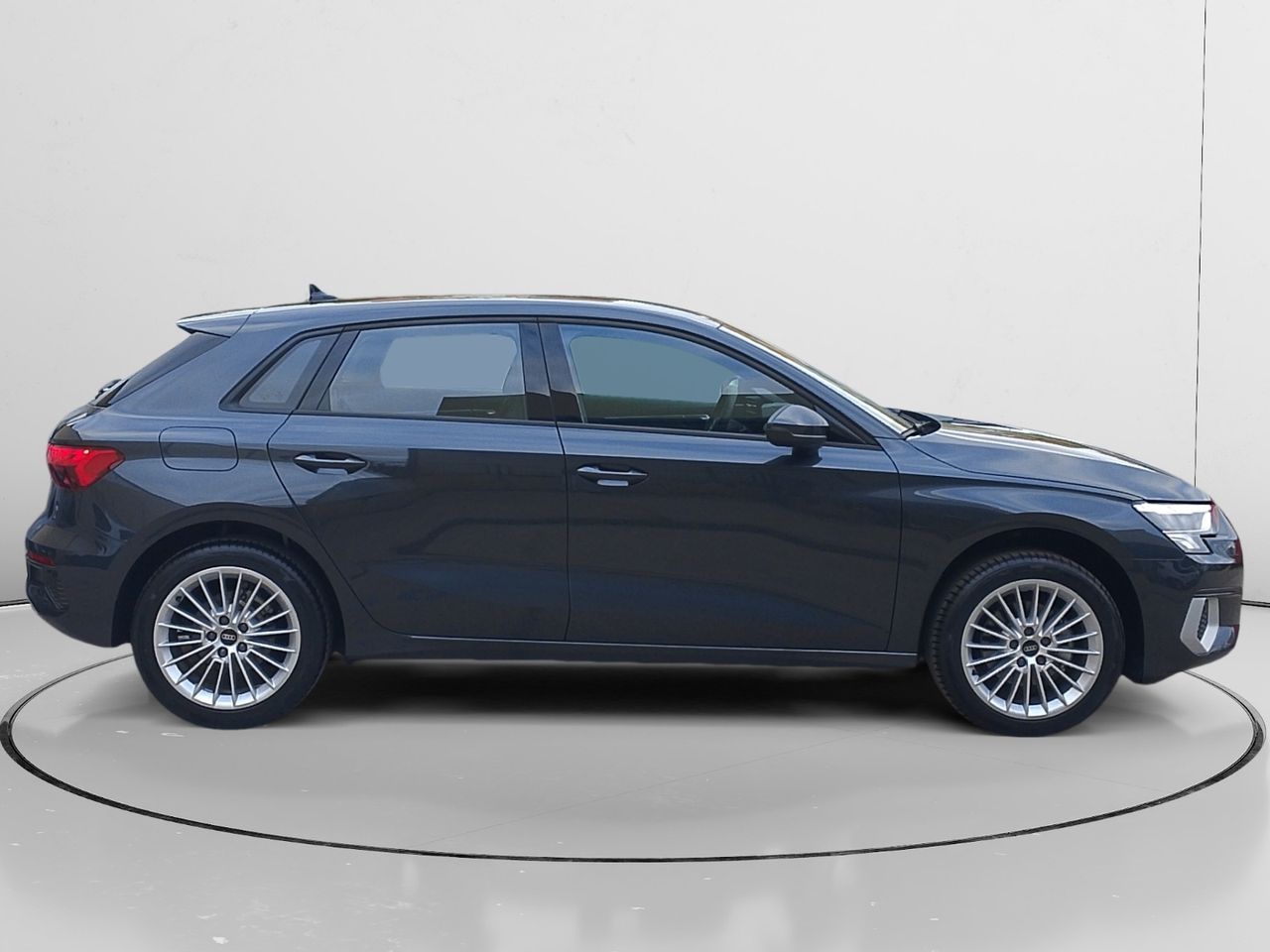 Audi A3 Advanced 30 TDI - foto 2