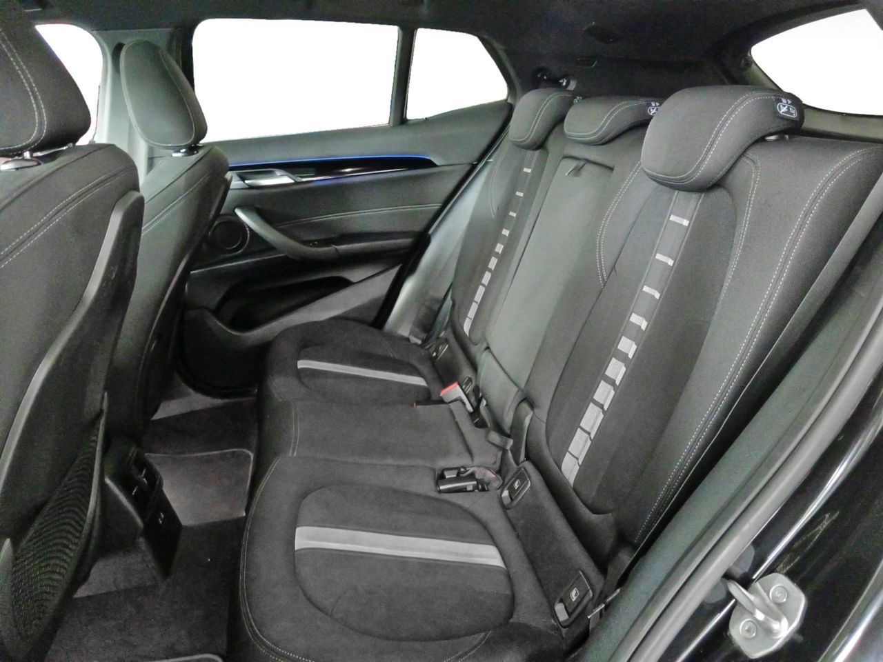 BMW X2 sDrive18i - foto 12