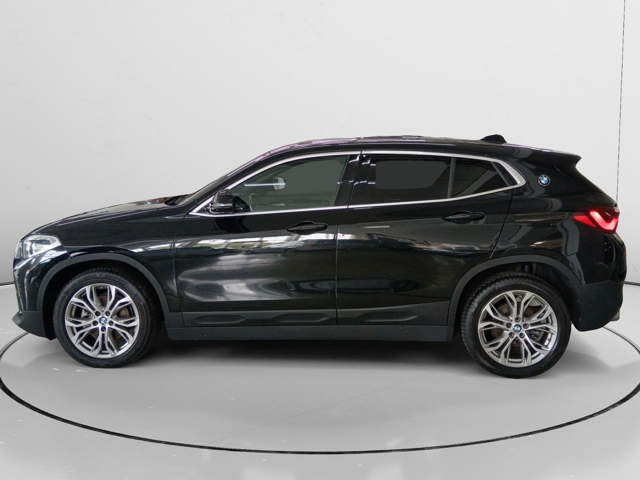BMW X2 sDrive18i - foto 6
