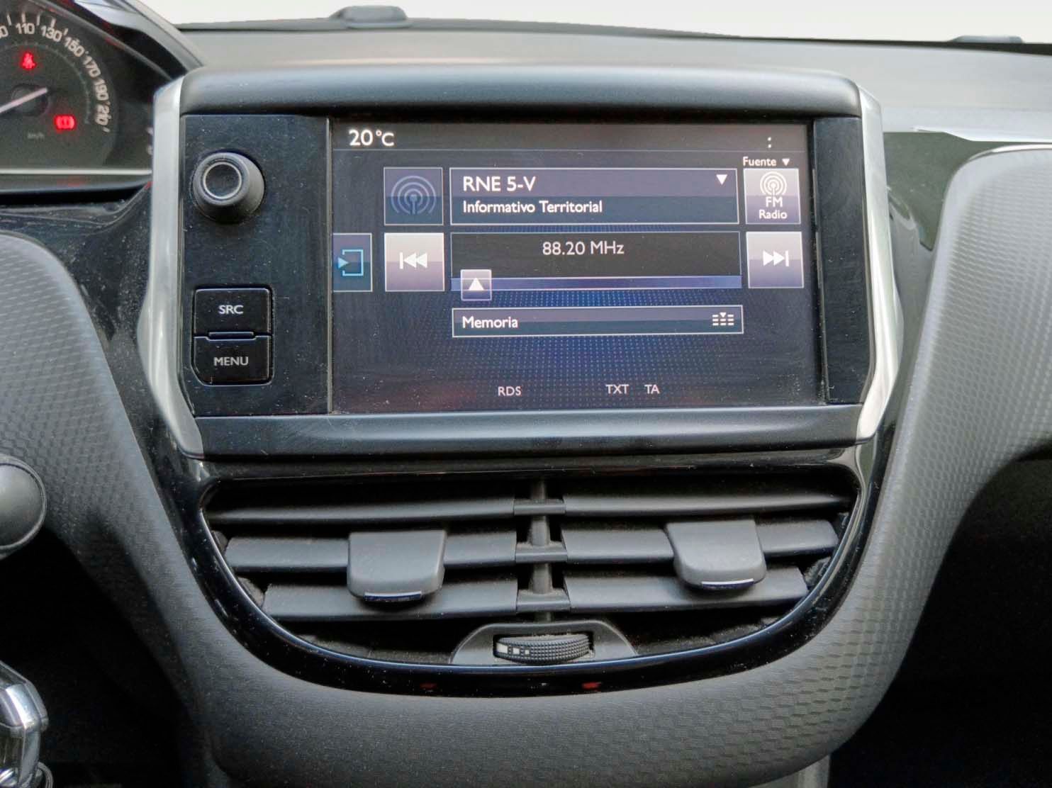 Peugeot 2008 BlueHDi 100 Style - foto 19