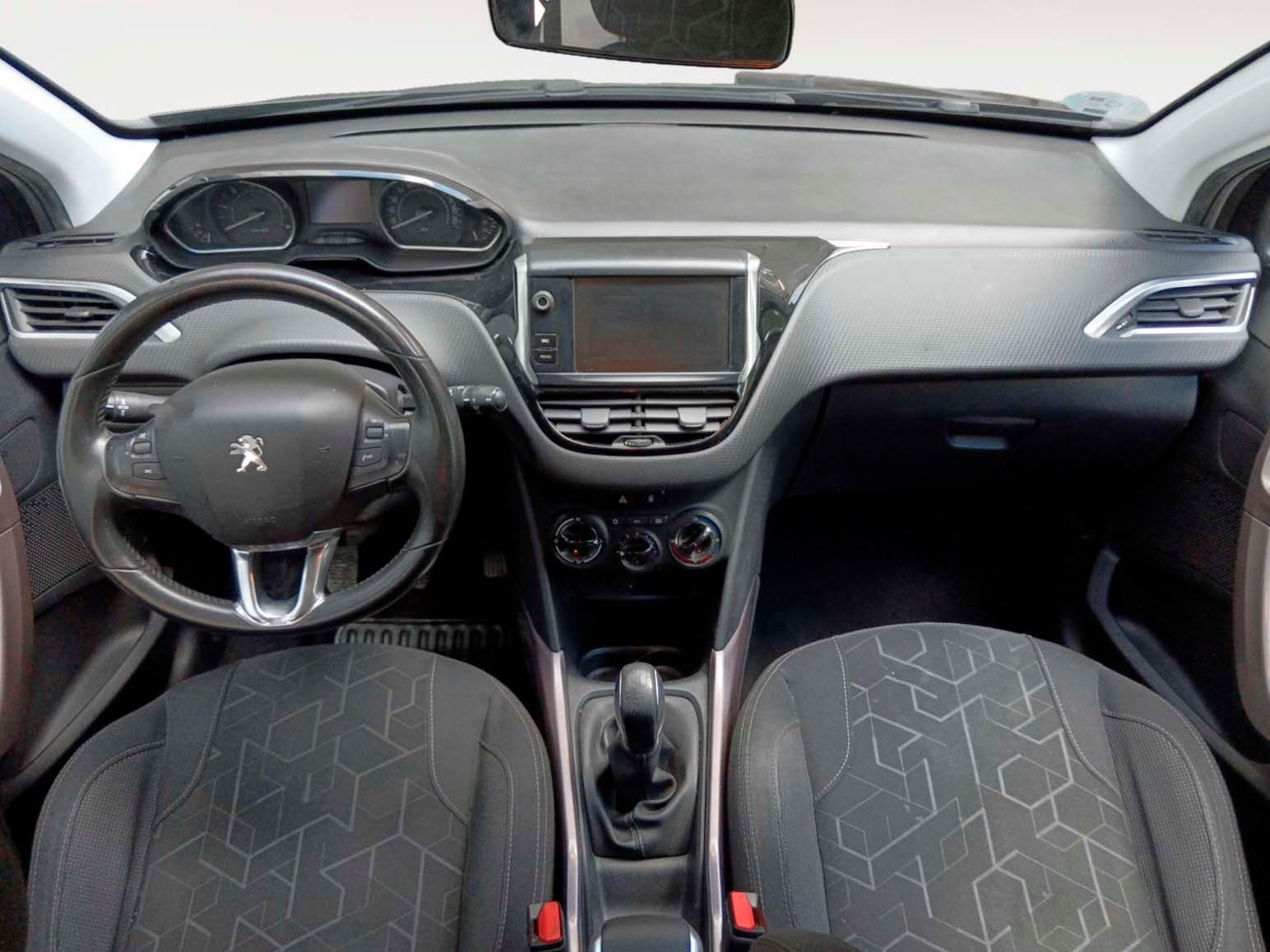 Peugeot 2008 BlueHDi 100 Style - foto 9