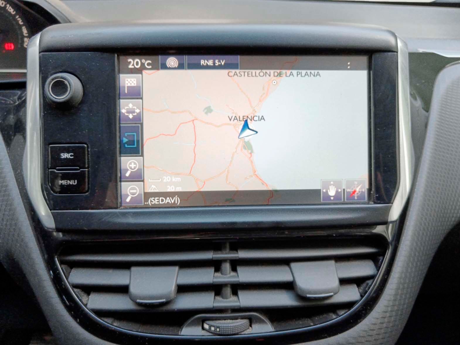 Peugeot 2008 BlueHDi 100 Style - foto 18