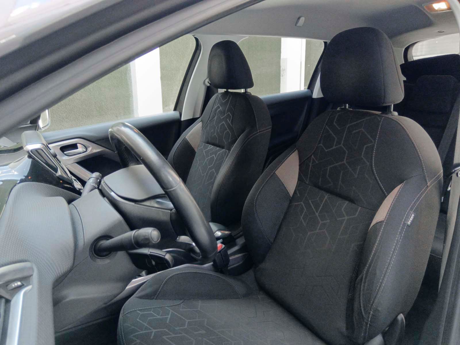 Peugeot 2008 BlueHDi 100 Style - foto 11