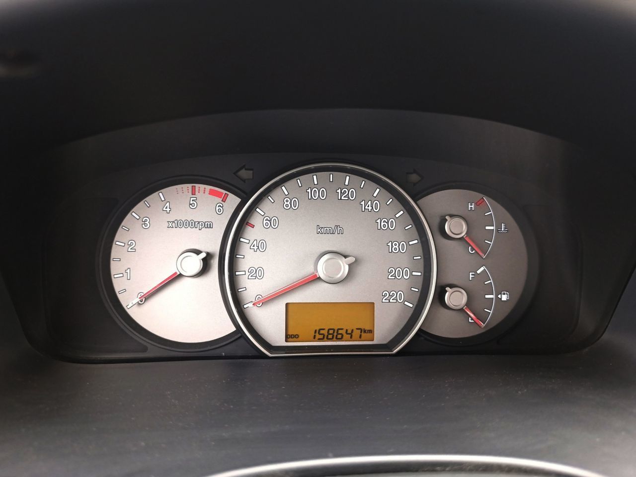 Kia Carens 2.0 CRDi VGT Emotion - foto 14