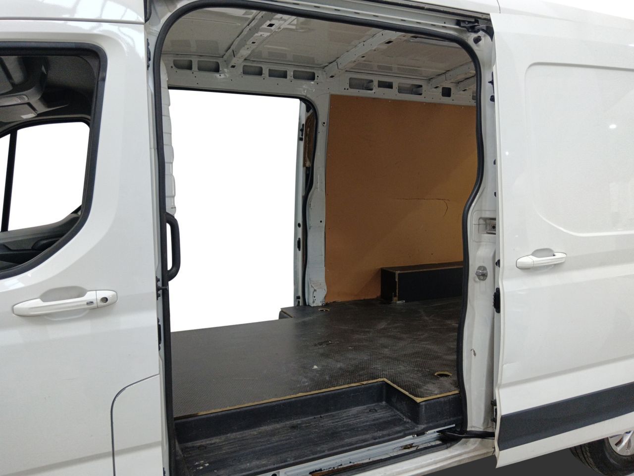 MAXUS eDeliver Furgon eDeliver 9 L3H2 72 kWh - foto 13