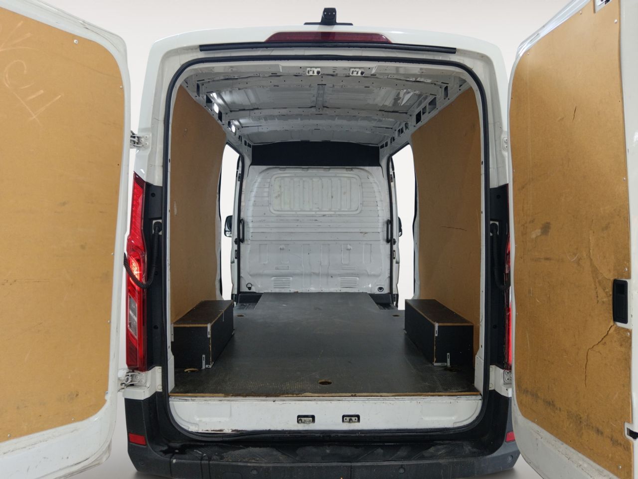 MAXUS eDeliver Furgon eDeliver 9 L3H2 72 kWh - foto 14