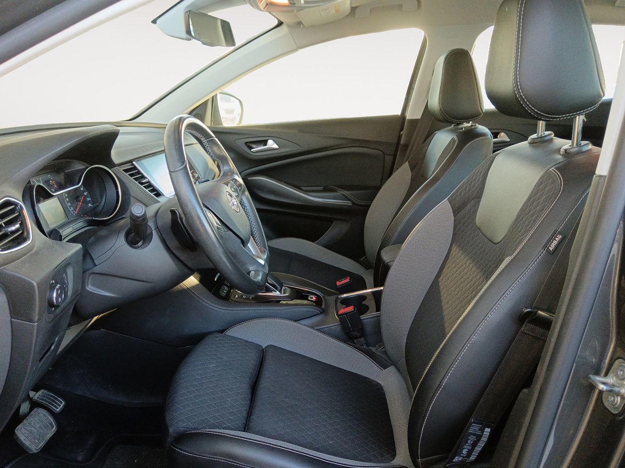 Opel Grandland 1.6 Turbo PHEV Ultimate 4x2 - foto 9