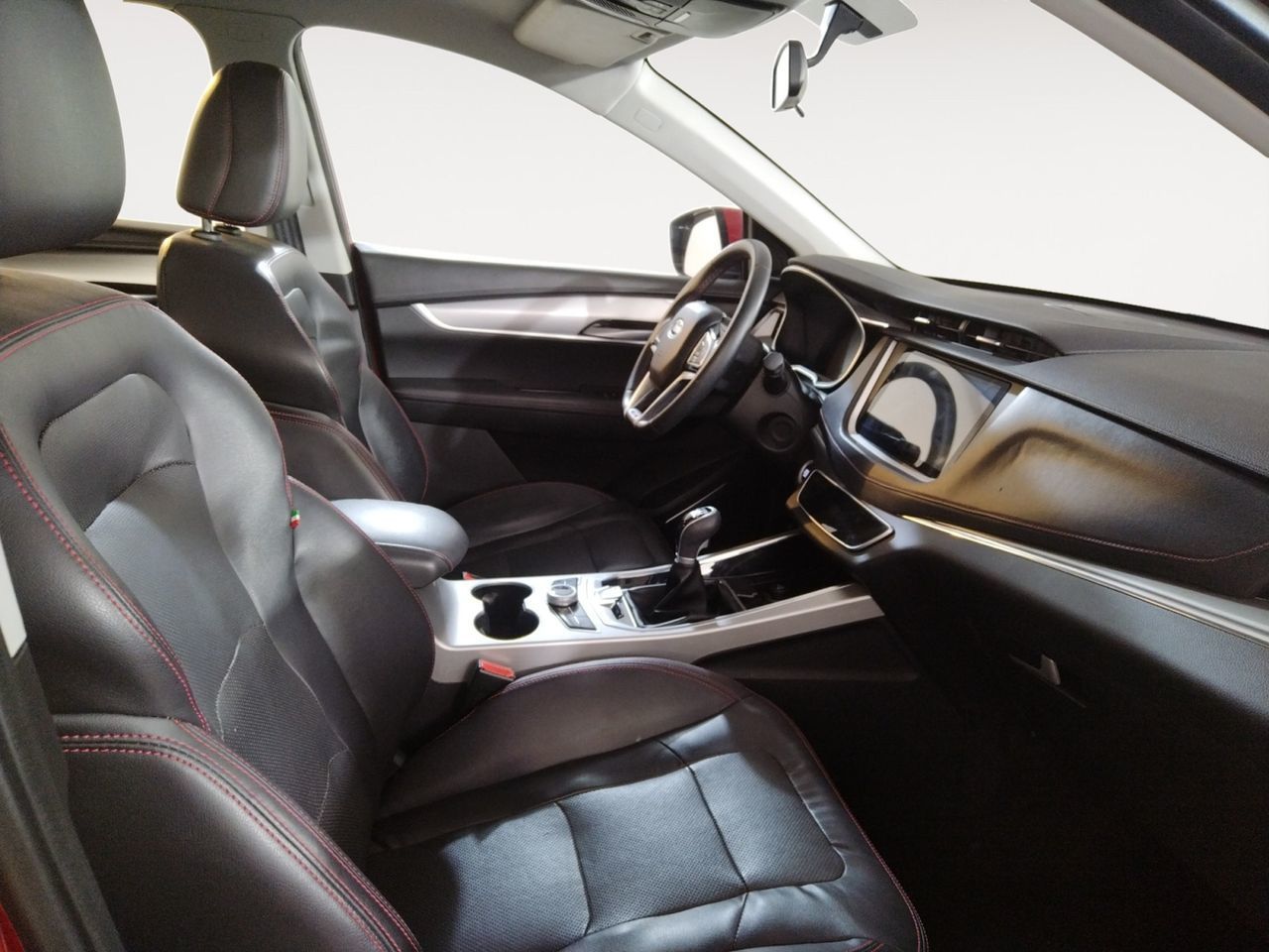 SWM G01 1.5T Luxury - foto 10