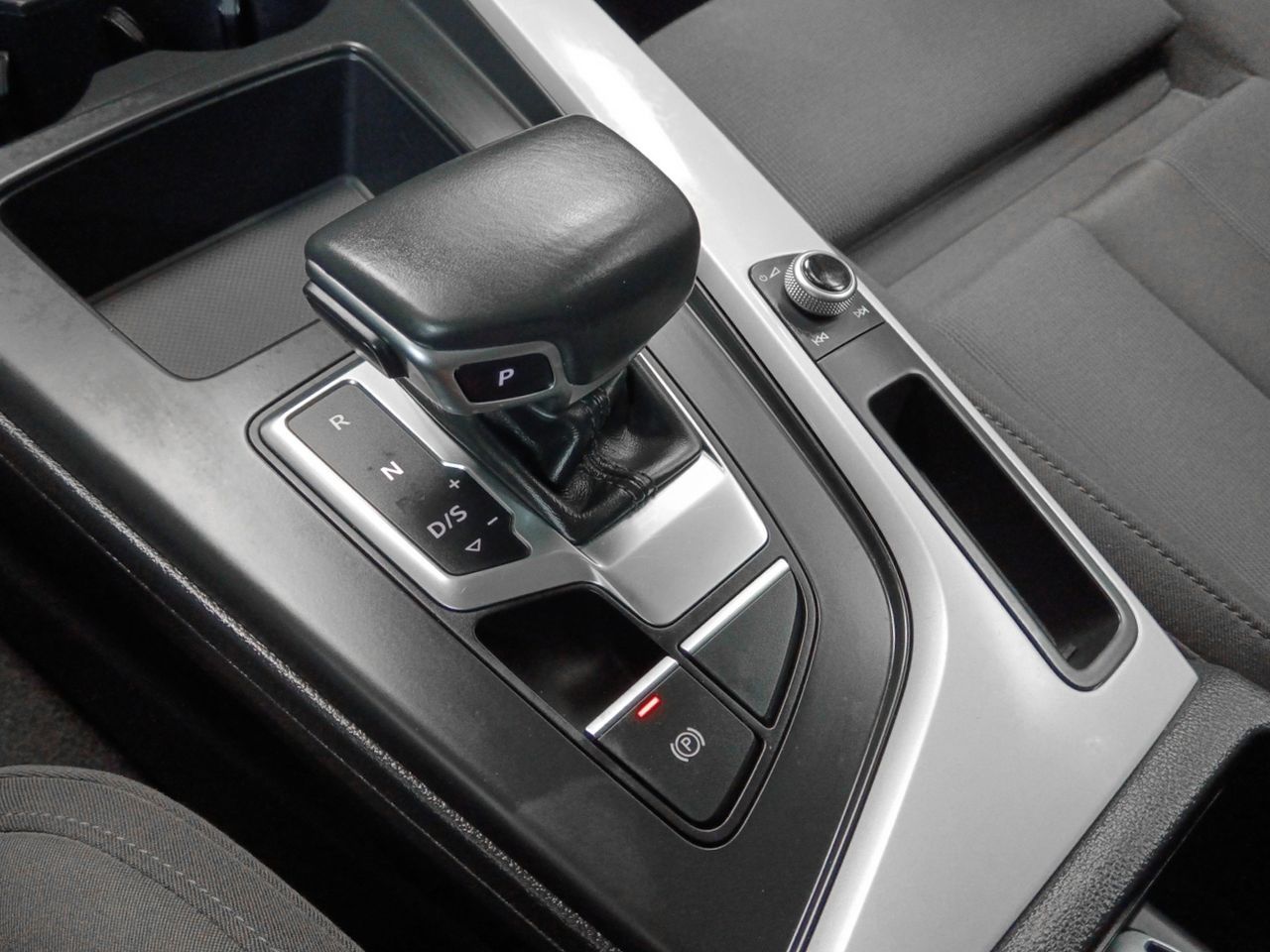 Audi A4 Advanced 35 TDI S tronic - foto 14