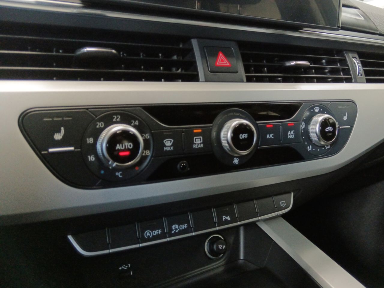 Audi A4 Advanced 35 TDI S tronic - foto 21
