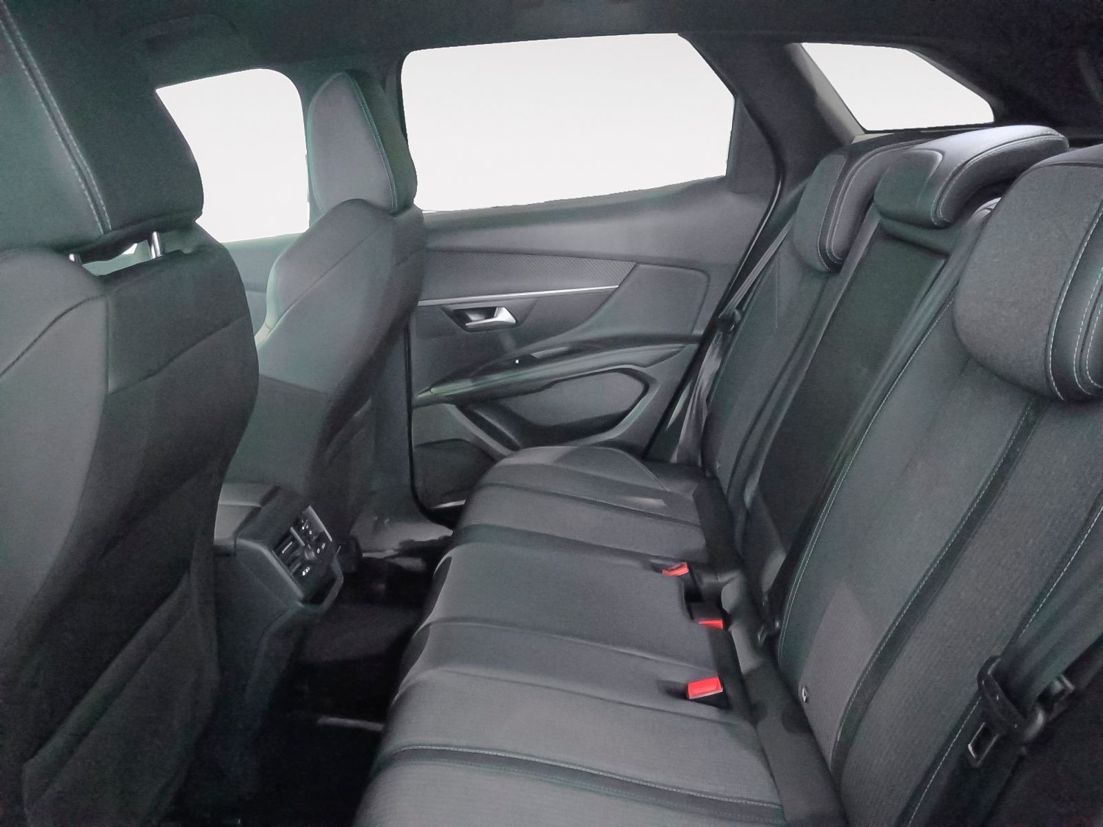 Peugeot 3008 PureTech 130 Allure Pack - foto 12