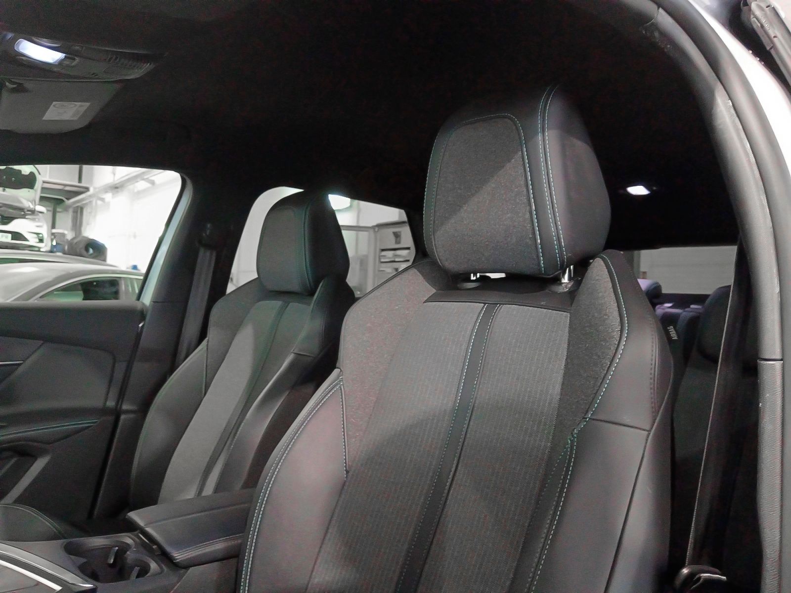 Peugeot 3008 PureTech 130 Allure Pack - foto 22