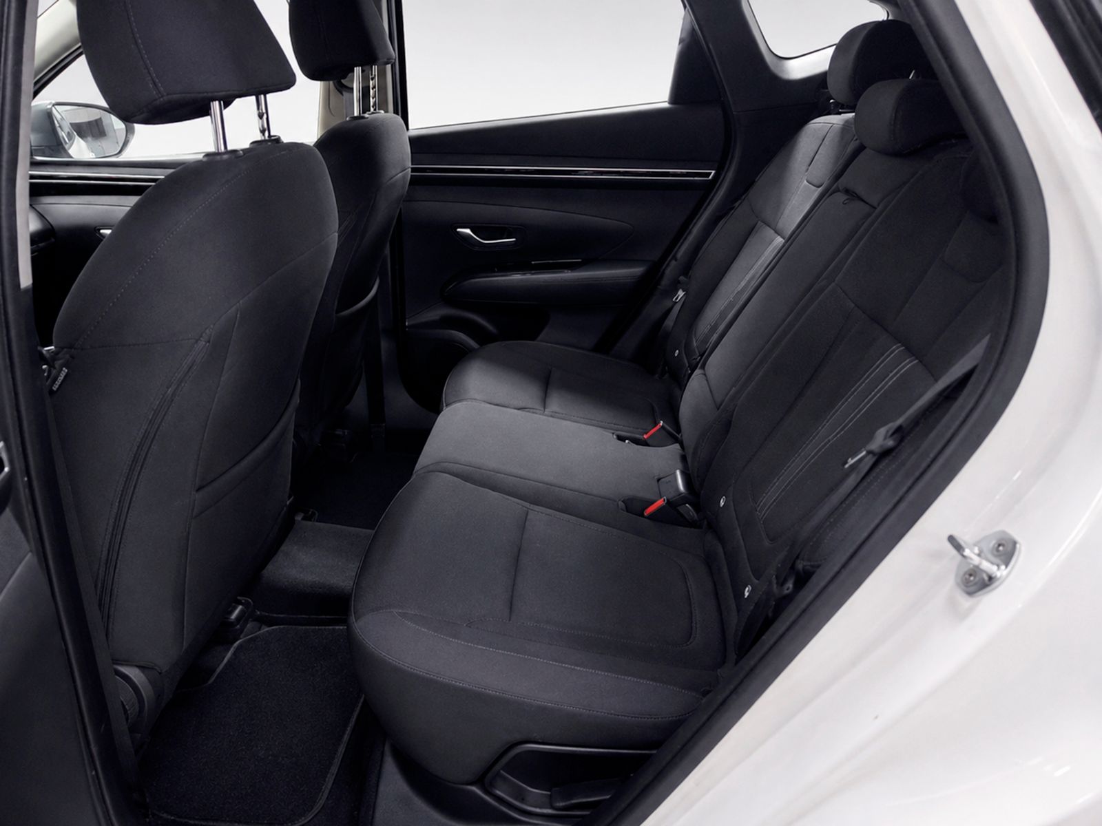 Hyundai Tucson 1.6 T-GDi PHEV Maxx 4x4 - foto 12