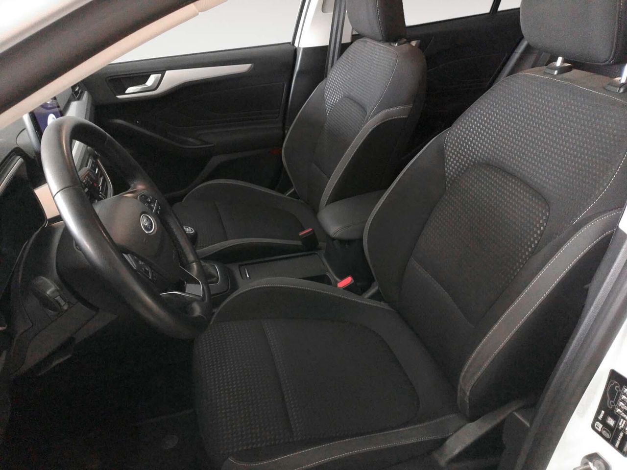 Ford Focus 1.5 EcoBlue Trend+ - foto 8