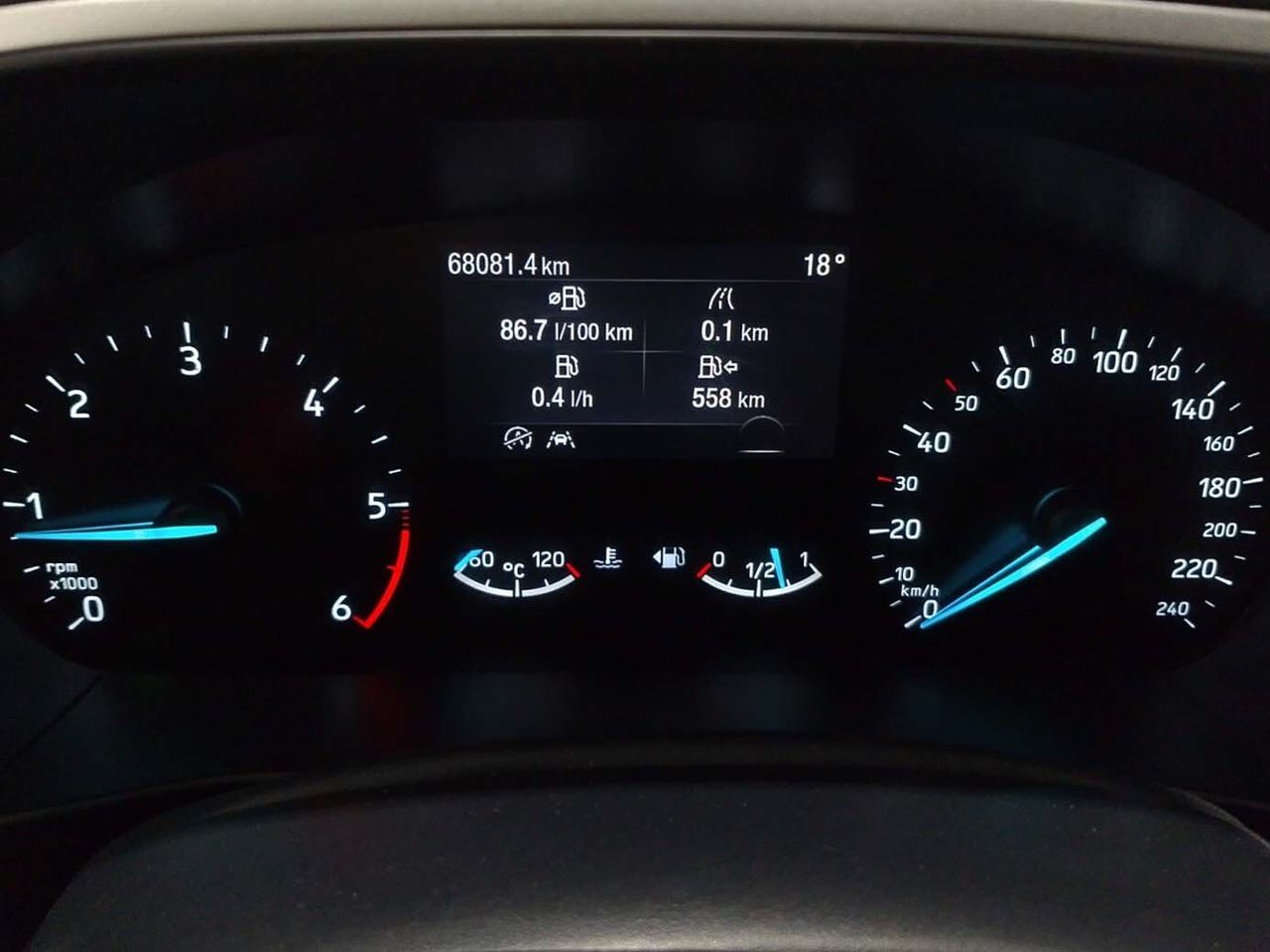 Ford Focus 1.5 EcoBlue Trend+ - foto 15