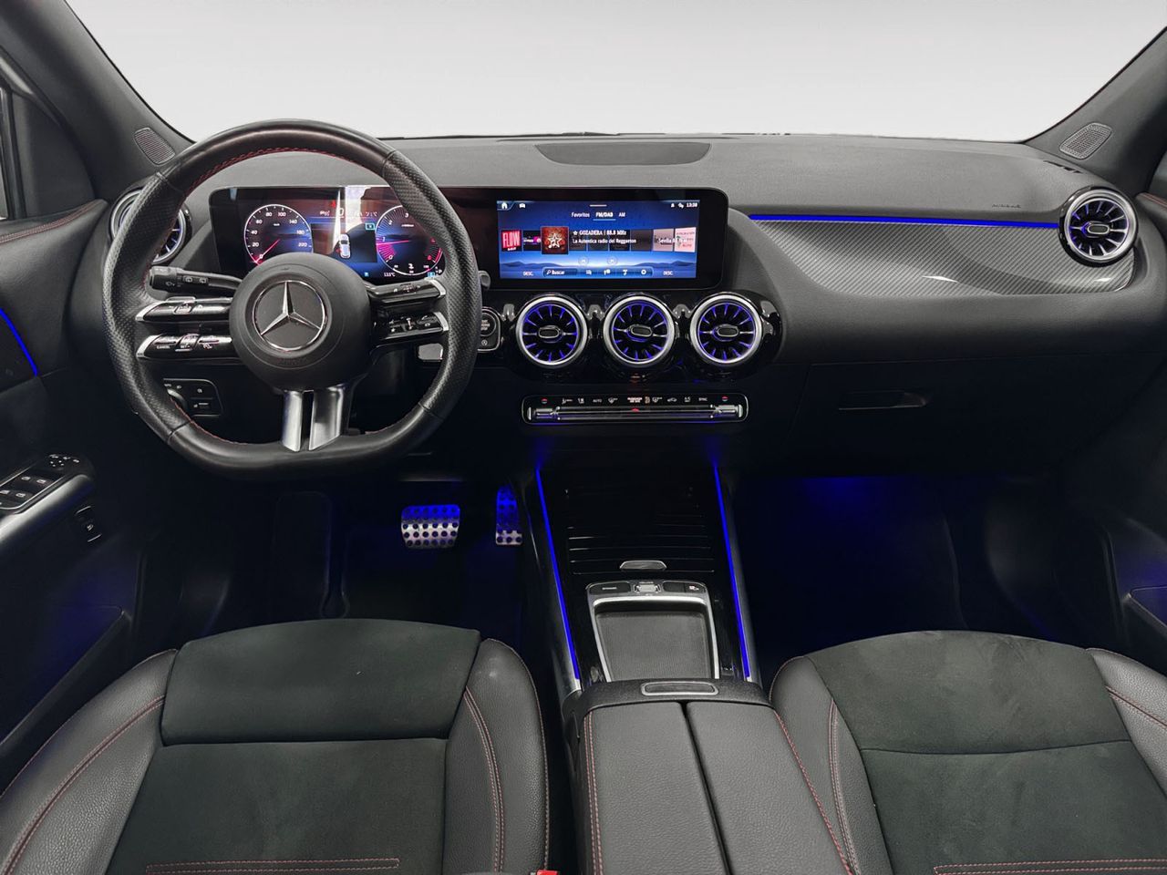 Mercedes-Benz GLA 200 D 4Matic - foto 6