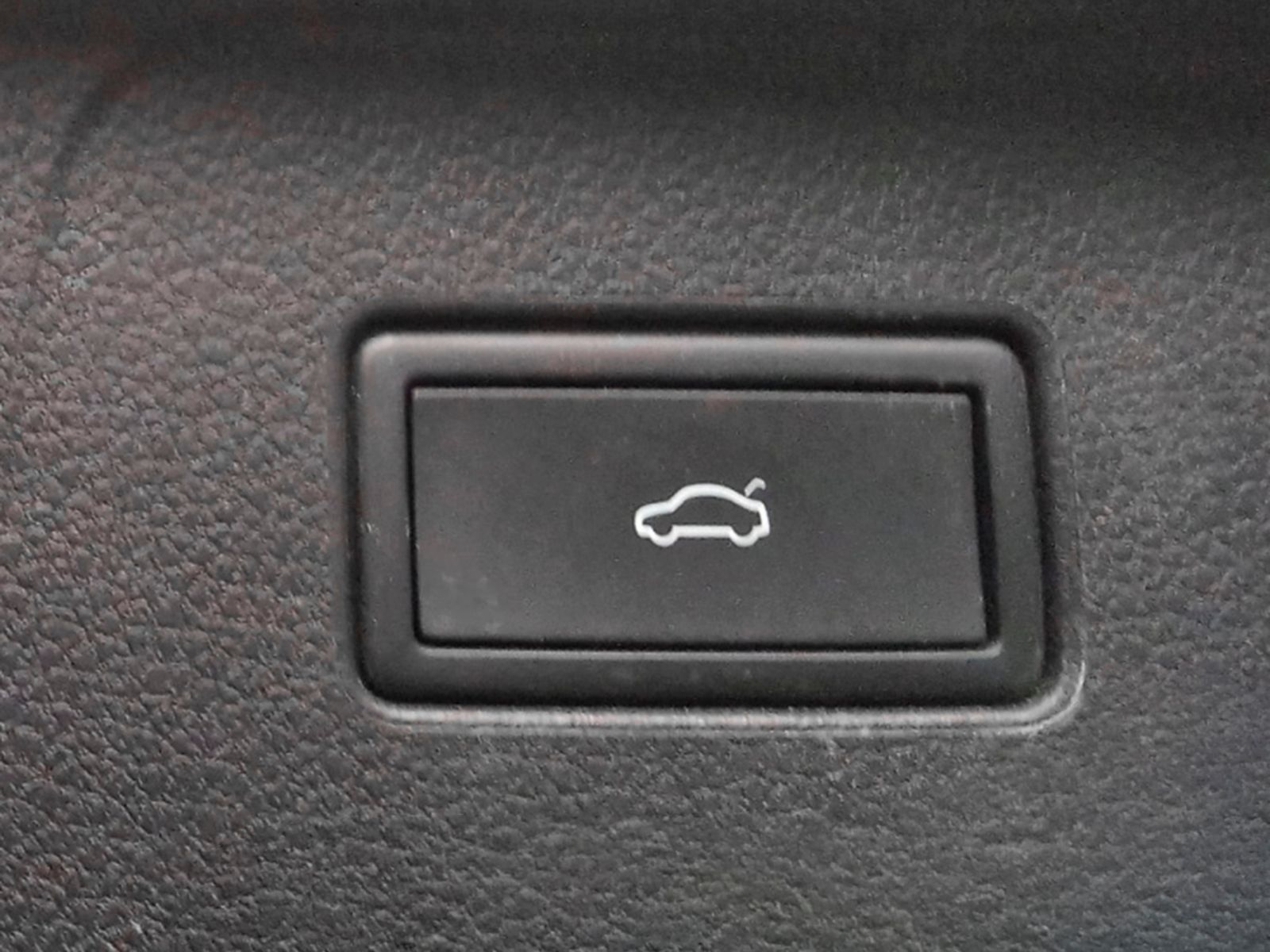 Volkswagen Passat 2.0 TDI 4Motion DSG - foto 16