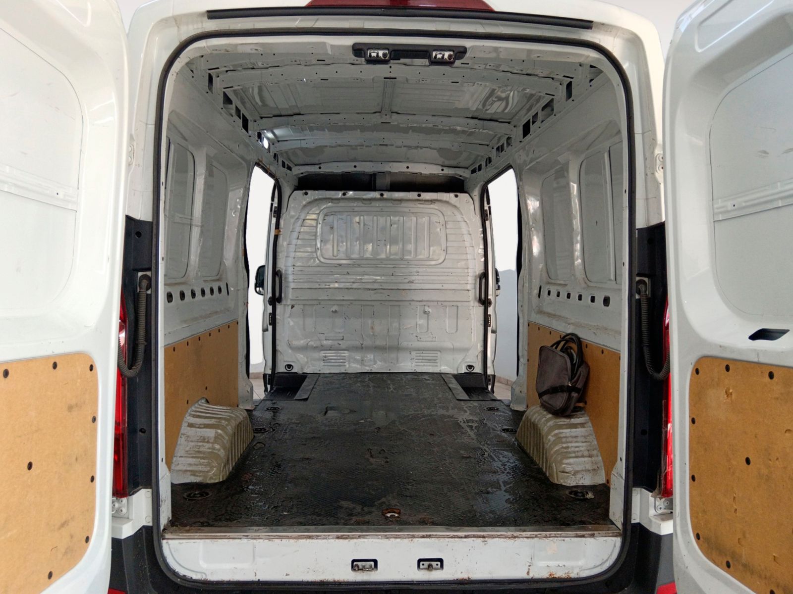 MAXUS eDeliver 9 L3H2 72 kWh - foto 14