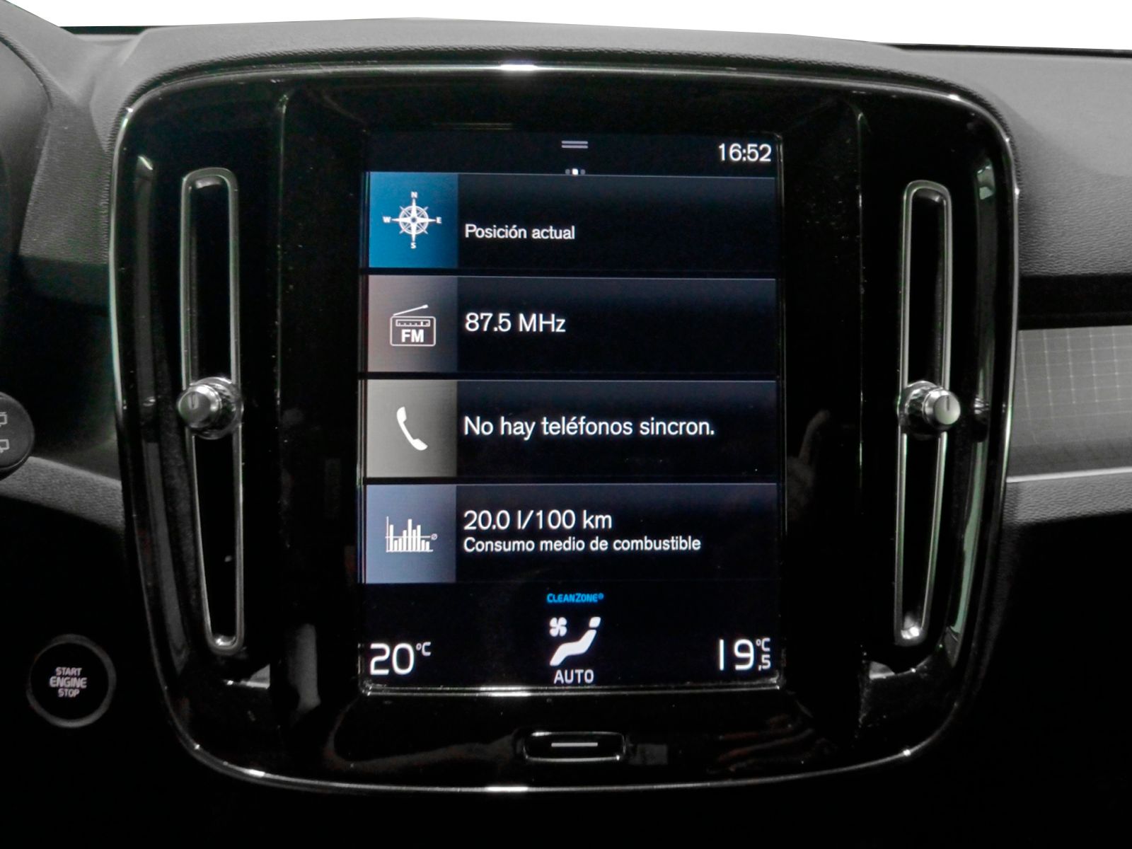 Volvo XC40 T4 Twin Recharge Inscription Expression - foto 18