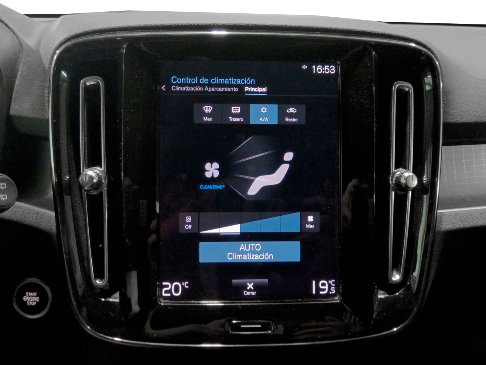 Volvo XC40 T4 Twin Recharge Inscription Expression - foto 23