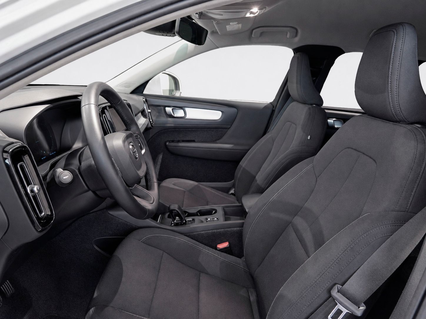 Volvo XC40 T4 Twin Recharge Inscription Expression - foto 11