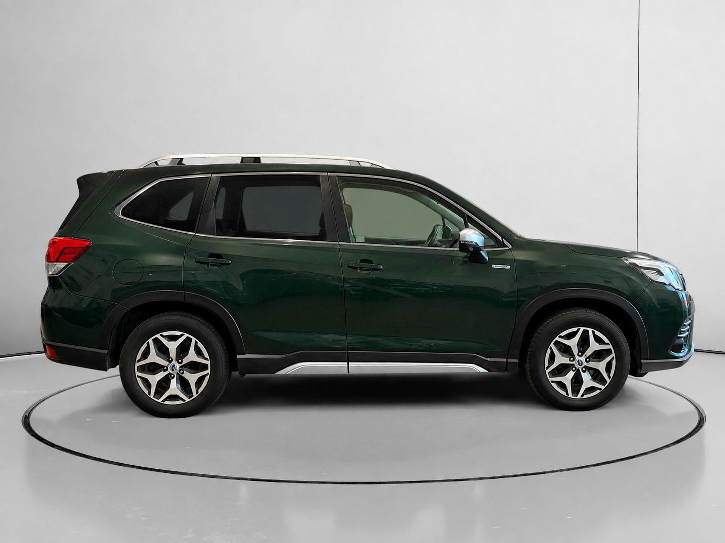 Subaru Forester 2.0i Hybrid Executive Plus CVT - foto 2