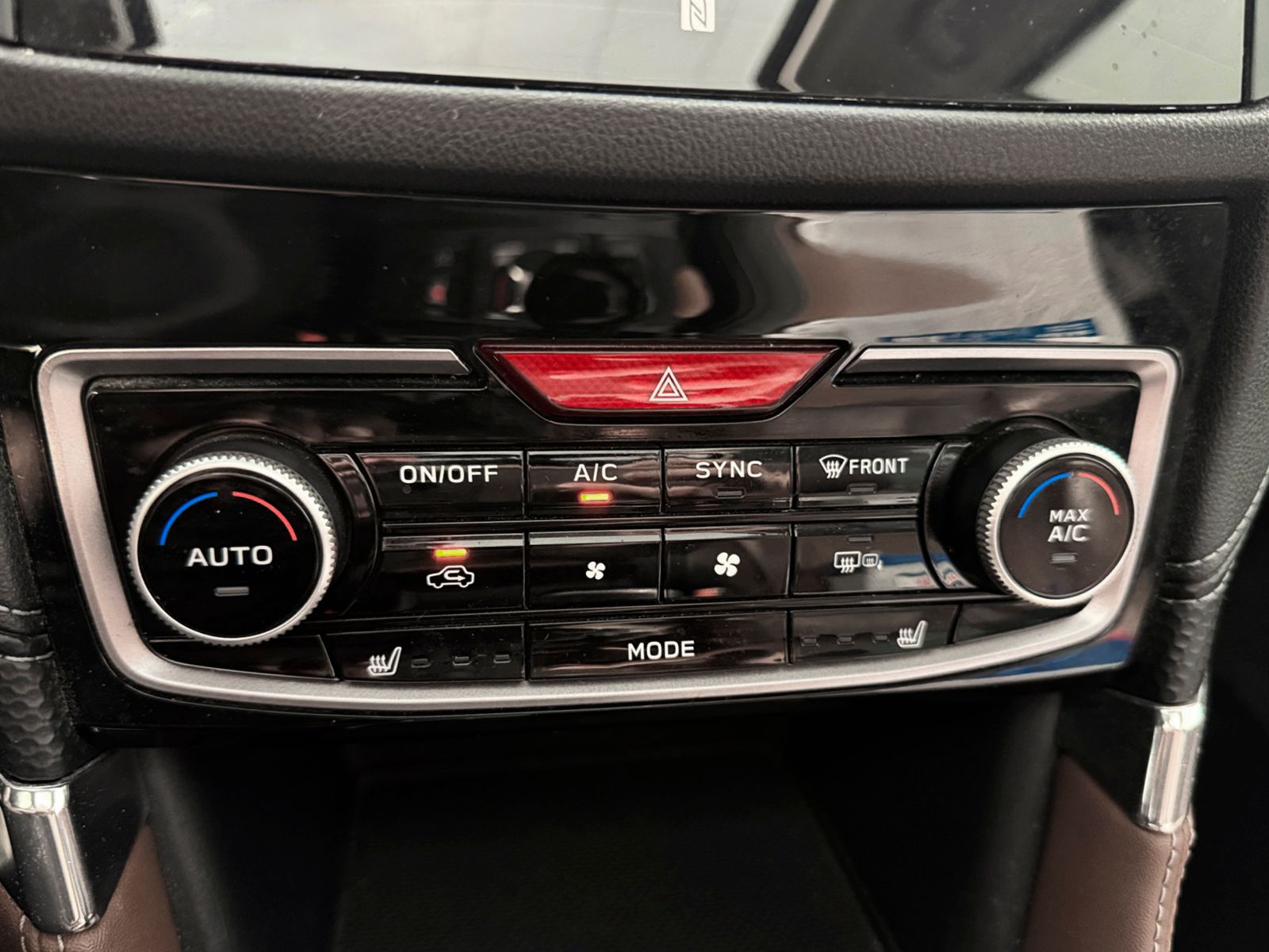 Subaru Forester 2.0i Hybrid Executive Plus CVT - foto 23