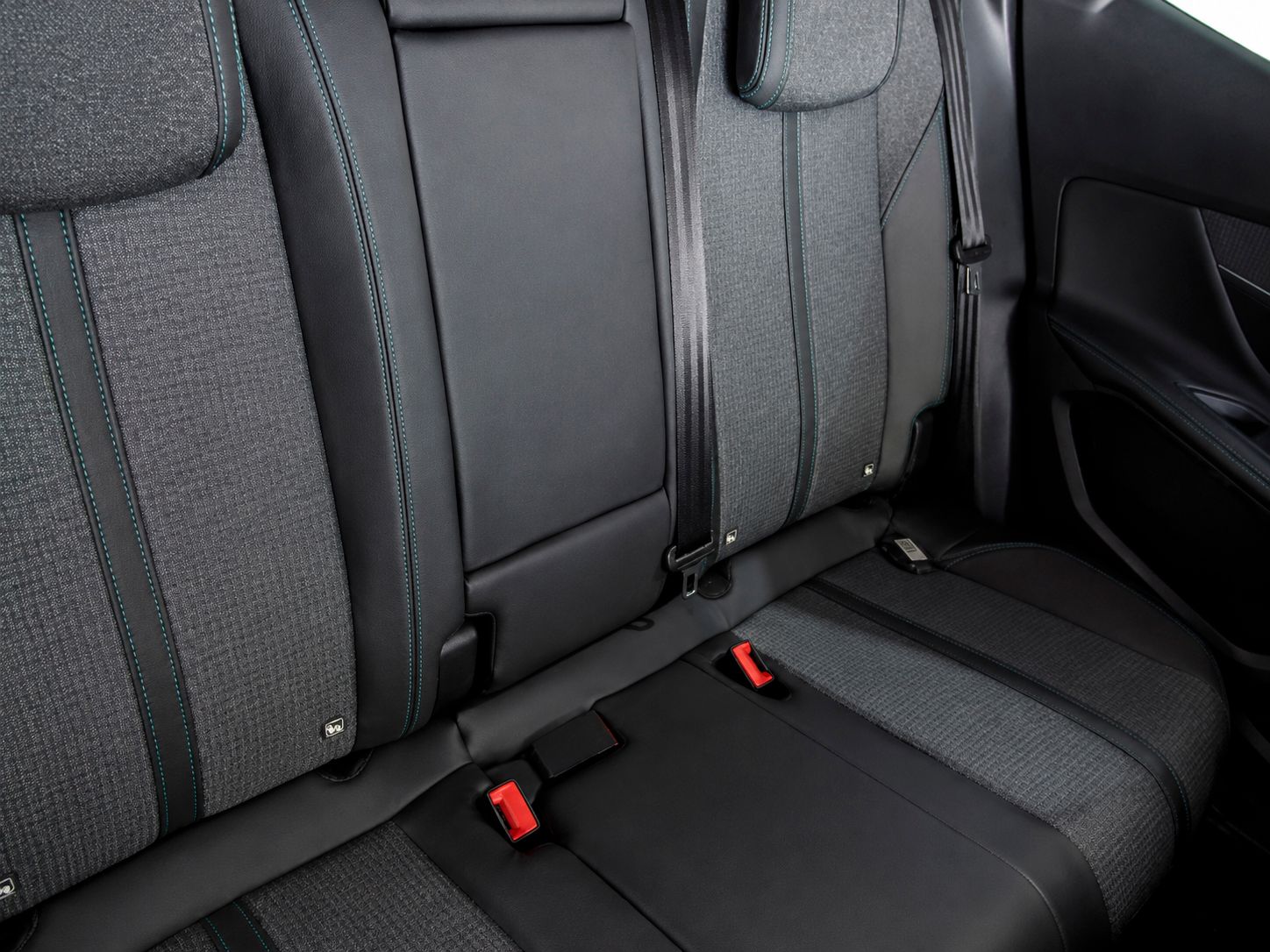 Peugeot 3008 PureTech 130 Allure Pack - foto 10