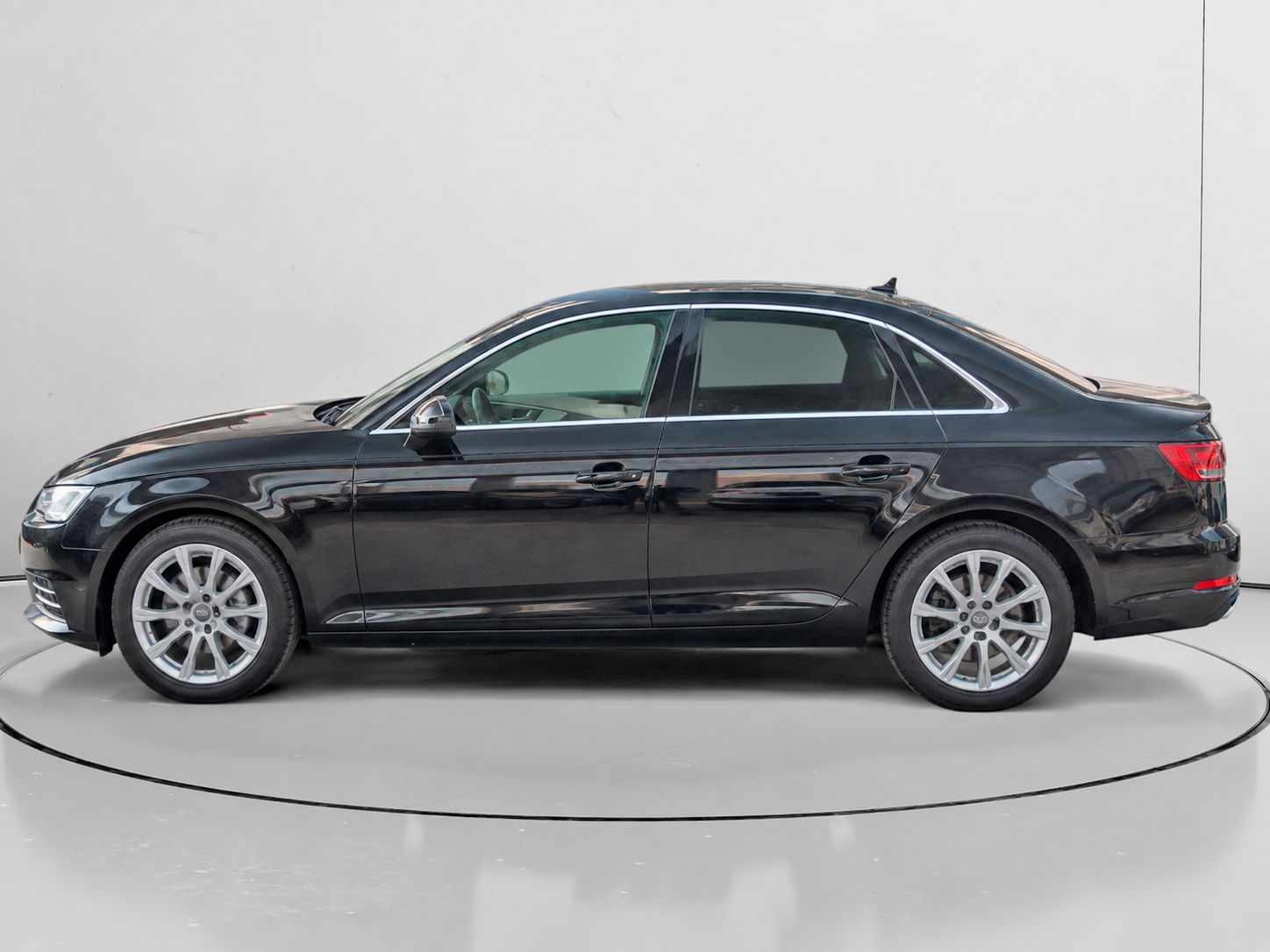 Audi A4 Advanced 35 TFSI S tronic - foto 6